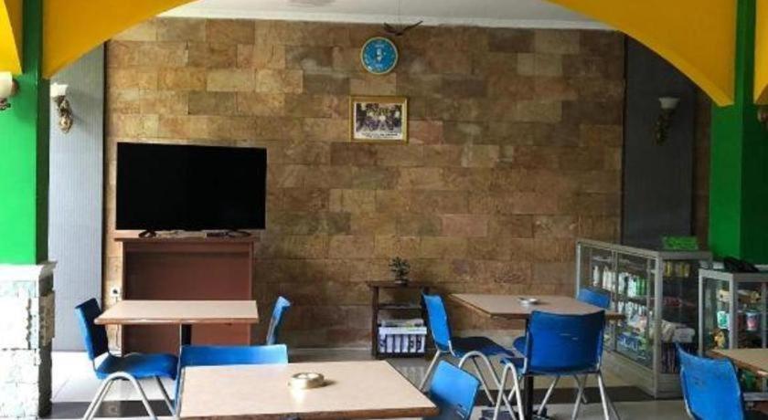Hotel Kaisar Tarakan Eksteriør bilde